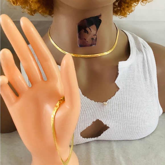 🔥Beautiful gold color flat necklace set any every occasion - Picture 4 of 7